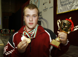 Plēsniekam sudrabs pasaules junioru čempionātā