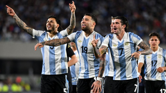 Argentīna uzvar Dienvidamerikas derbijā un kvalificējas Pasaules kausam