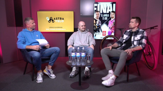 Video: Ārpus kadra EXTRA: "Rīgas Zeļļi" kļuvuši muskuļotāki. Vai tas līdzēs cīņā ar "vefiešiem"?