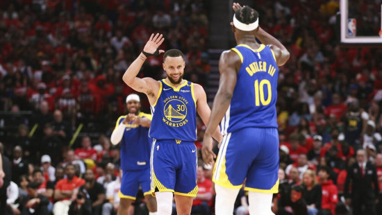 Cavs aizsargi dominē pret ''Heat'', Karijs un Batlers skolo ''Rockets''