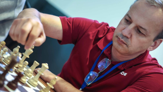 Jūrmalā ignorē Latvijas Republikas likumu un šaha sacensībās pielaiž okupantu valstspiederīgo