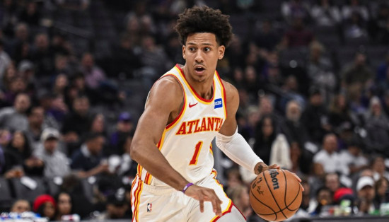 Porziņģa un Janga prombūtnē Džonsons aizvada NBA karjeras spožāko spēli