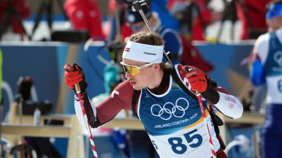 Lidojošajam Lozberam sudrabs pasaules jauniešu čempionātā