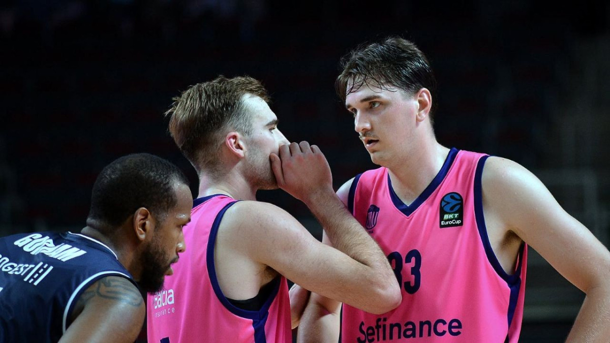Photo: Sportacentrs.com Rīgas Zeļļi beat Derthona 86-84 in EuroCup debut return for Latvia