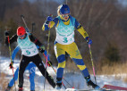Zviedrijas biatlonistes triumfē olimpisko spēļu pēdējās stafetes sacensībās