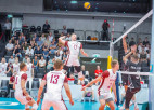 Latvijas volejbolisti sper platu soli tuvāk Sudraba līgas finālam