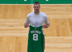 Porziņģis pagarina līgumu ar "Celtics" līdz 2026. gada vasarai