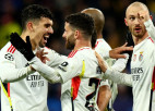 ''Napoli'' iekļūst 1/8 finālā, ''Real'' izrauj uzvaru Berlīnē, ''Benfica'' izglābjas