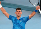 Džokovičs ticis galā ar savainojuma problēmām, gatavojas startam "Australian Open"