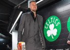 "Celtics" spēle pret "Clippers" bez potīti pagriezušā Porziņģa līdzdalības