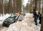 Uz Zviedrijas WRC posmu "Toyota" sastāvu papildina itāļu pilota Bertelli ekipāža