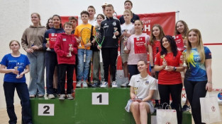 Latvijai trīs medaļas Eiropas junioru reitinga turnīrā skvošā Rīgā