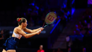 Madrides "WTA 1000" lielākais pārsteigums - Kostjuka zaudē māla speciālistei