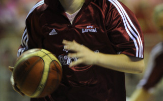 Foto: Babkina WNBA draftā un citi 2011. gada piedzīvojumi