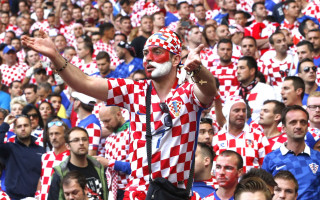Novickis no "Euro 2016": horvāti met petardes un paliek muļķu lomā
