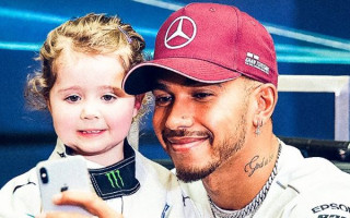 F1 čempions Hamiltons: "Mana karjera varēja beigties nesākusies"