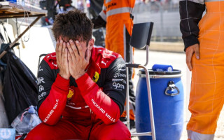 ''Ferrari'' pilots Leklērs: ''Man nezināmu iemeslu dēļ nācās mainīt riepas''