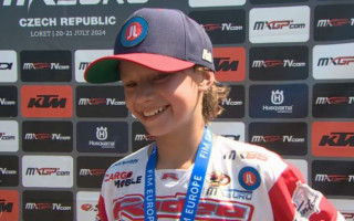 Video: Hudolejs uzvar braucienā un kļūst par Eiropas vicečempionu motokrosā
