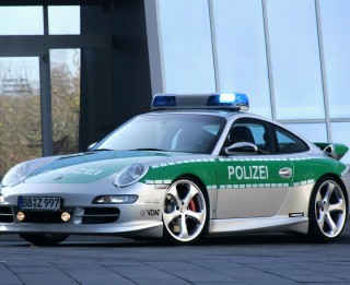 Hallo, policija!