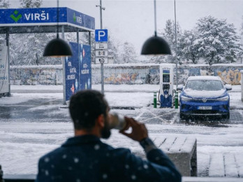 Īpaši ātrā elektroauto uzlāde Viršu stacijās visā Latvijā Īpaši ātrā elektroauto uzlāde Viršu stacijās visā Latvijā