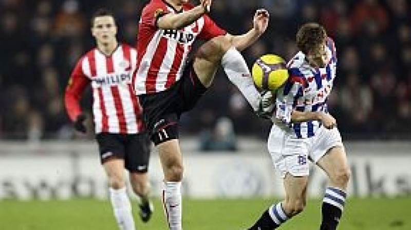 Epizode no spēles ''PSV'' - ''Heerenveen'' 
Foto: AFP