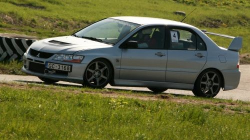 2008. gada sezonas sudraba medaļas ieguvējs 2500+ klasē Austris Antons
Foto:  Aigars Tīdmanis (www.go4speed.lv)