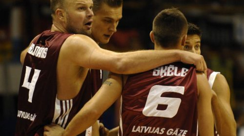 Latvijas basketbola izlasē Uvis Helmanis bija kapteinis. Kāpēc varēja būt savādāk, nekā bija - arī par to runājām...

Foto: Romāns Kokšarovs, Sporta Avīze