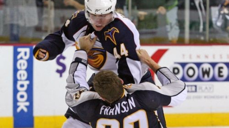 Artūrs Kulda uz NHL ledus - pagaidām pārliecinoši...

Foto: Scanpix
