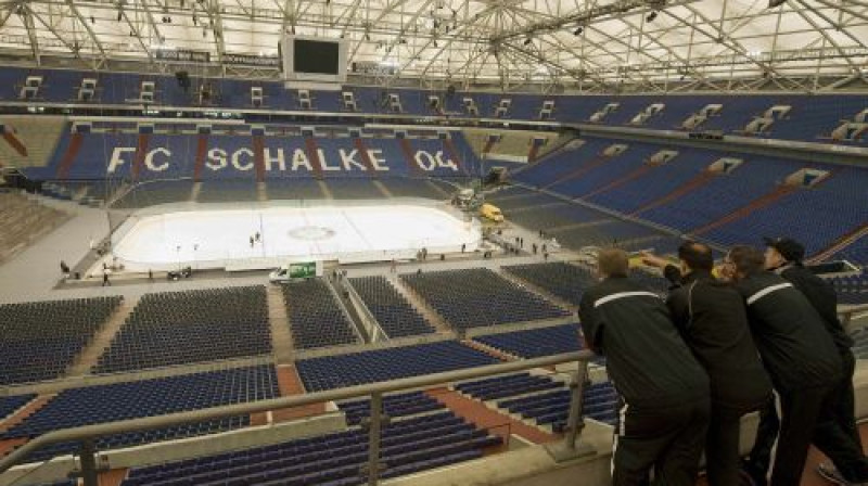 Šajā futbola stadionā šovakar laukumā dosies Vācijas un ASV hokeja izlases
Foto: AFP/Scanpix