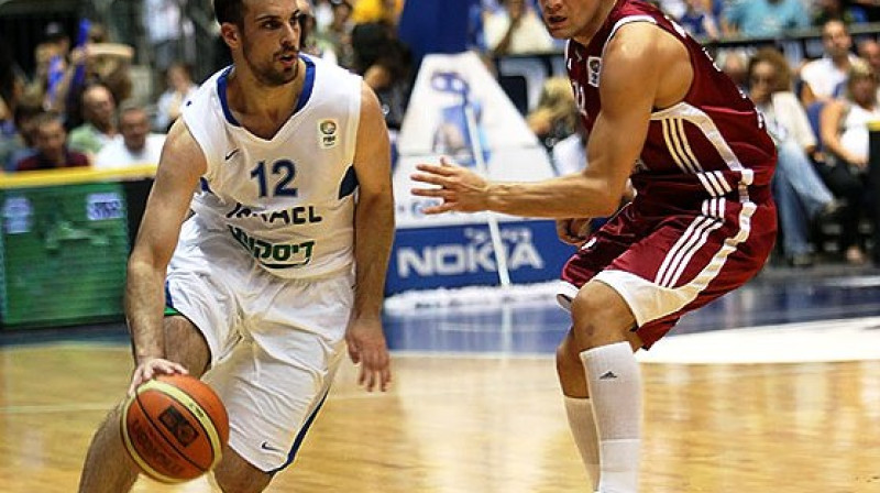 Jotams Halperins (ar bumbu) 
Foto: FIBA-Europe