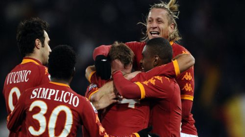 ''Roma'' futbolistu emocijas pēc vārtu guvuma
Foto: AFP/Scanpix