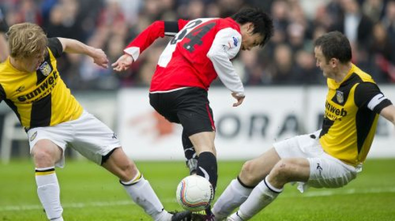 Epizode no ''Feyenoord'' un ''NAC'' spēles, centrā jaunais japāņu talants Rjo Mijaiči
Foto: AFP/Scanpix