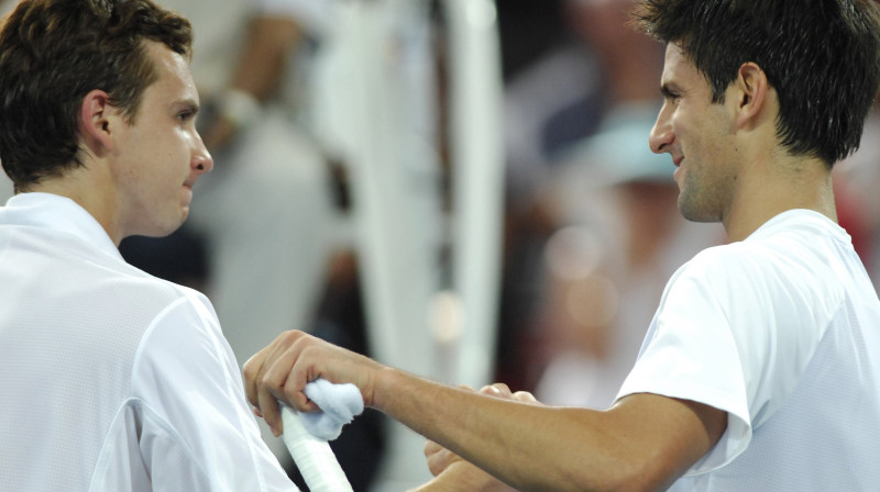 Ernestam Gulbim vienīgā uzvara pret Novaku Džokoviču bija pirms diviem gadiem Brisbenā
Foto: AP/Scanpix