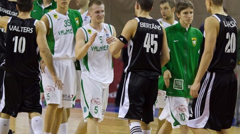 "Valmiera" - "VEF Juniors"
Foto: Jānis Eicēns