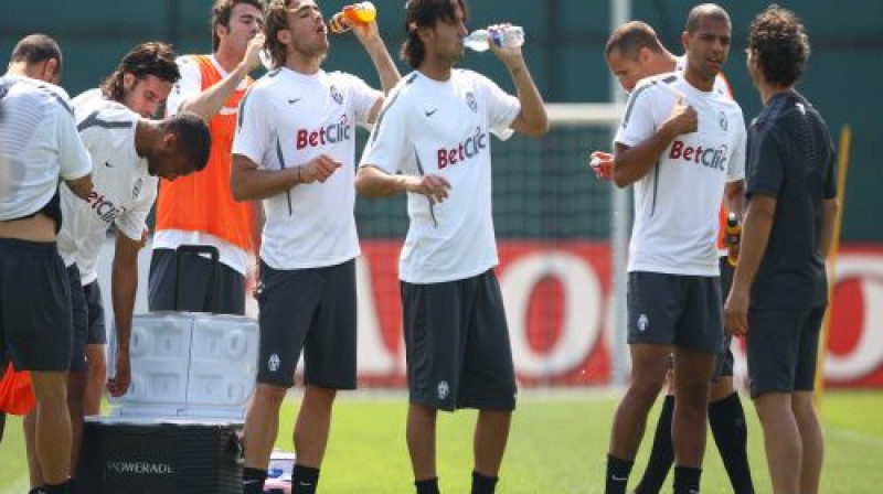 ''Juventus'' futbolisti treniņa laikā
Foto: digitale/Scanpix