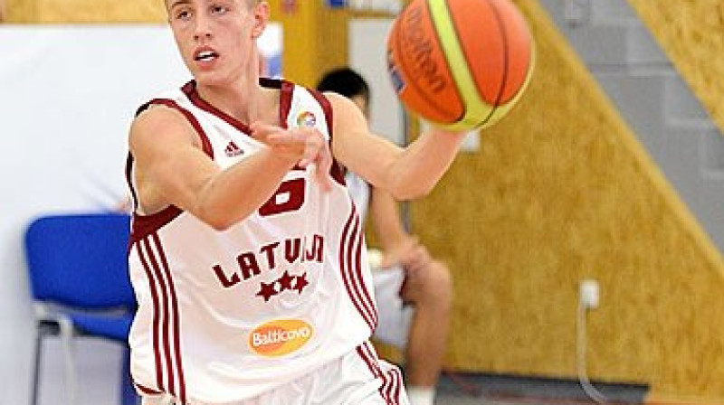 Latvijas U16 izlases spēlētājs Kristaps Gludītis.
Foo: fibaeurope.com