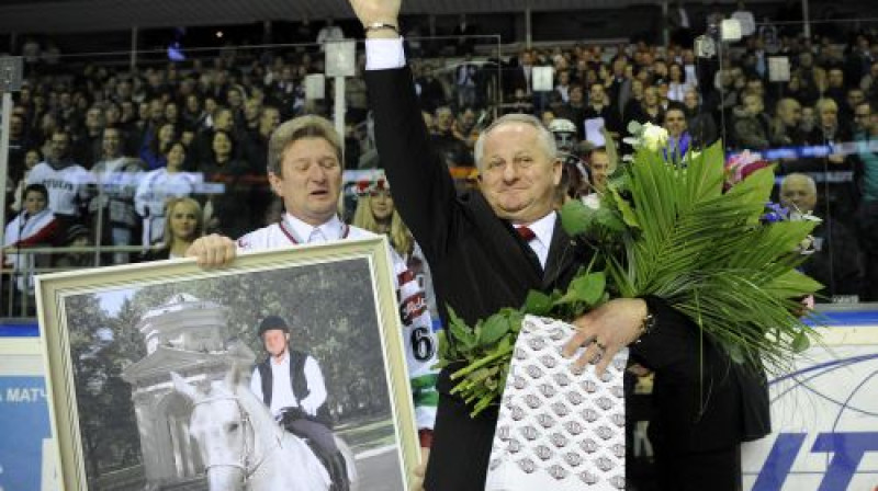 Slovāku treneri Juliusu Šupleru un Rīgas ''Dinamo'' līdzjutējus vieno trīs kopīgi gadi un nozīmīgi brīži
Foto: Romāns Kokšarovs, Sporta Avīze, F64