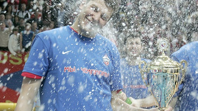 Sergejs Panovs 2006. gadā noslēdza spēlētāja karjeru, sasniedzis "triple crown" - uzvaras Eirolīgā, Krievijas kausā un Krievijas čempionātā
Foto: www.cskabasket.com