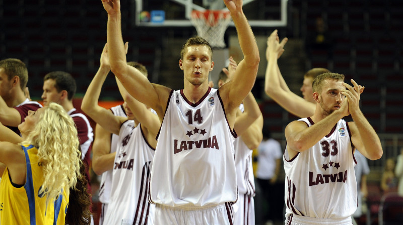 Latvijas valstsvienība
Foto: Romāns Kokšarovs, "Sporta Avīze", f64