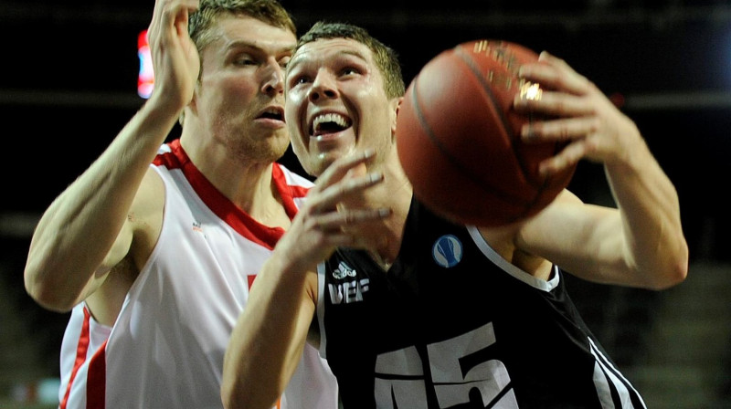 Dairis Bertāns Eiropas kausā pārstāvēs Basku zemes klubu "Bilbao Basket"
Foto: Romāns Kokšarovs, "Sporta Avīze", f64