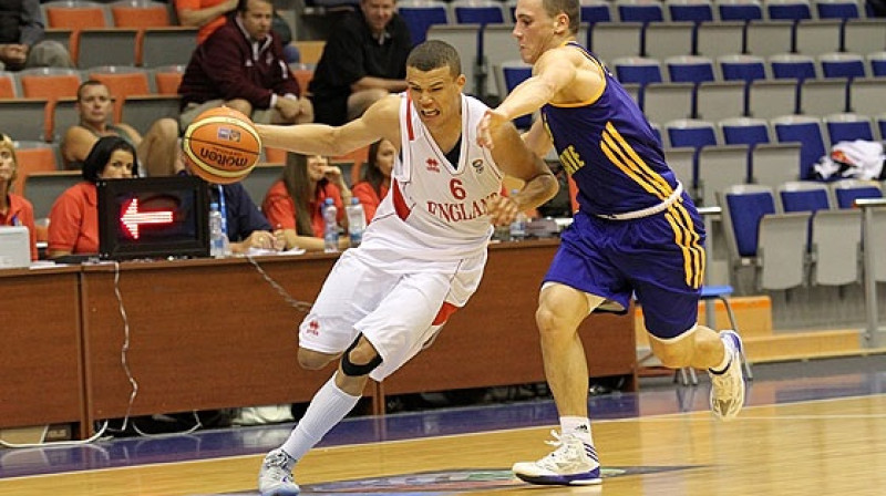 Lūks Nelsons (ar bumbu)
Foto: FIBA Europe