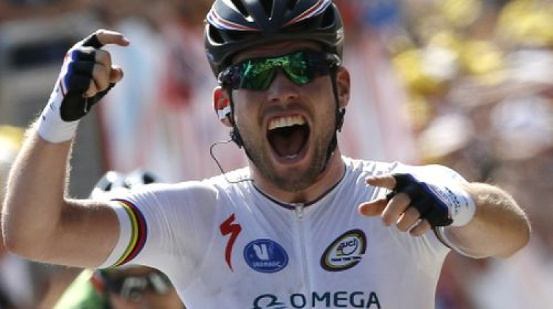 Marks Kavendišs svin uzvaru šā gada "Tour de France" 13.posmā
Foto: AFP/Scanpix