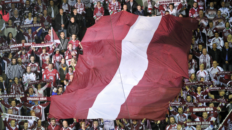 Rīgas "Dinamo" fani 
Foto: Romāns Kokšarovs, Sporta Avīze, F64