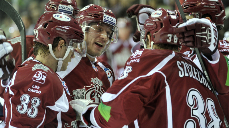 Rīgas "Dinamo"
Foto: Romāns Kokšarovs, Sporta Avīze, f64