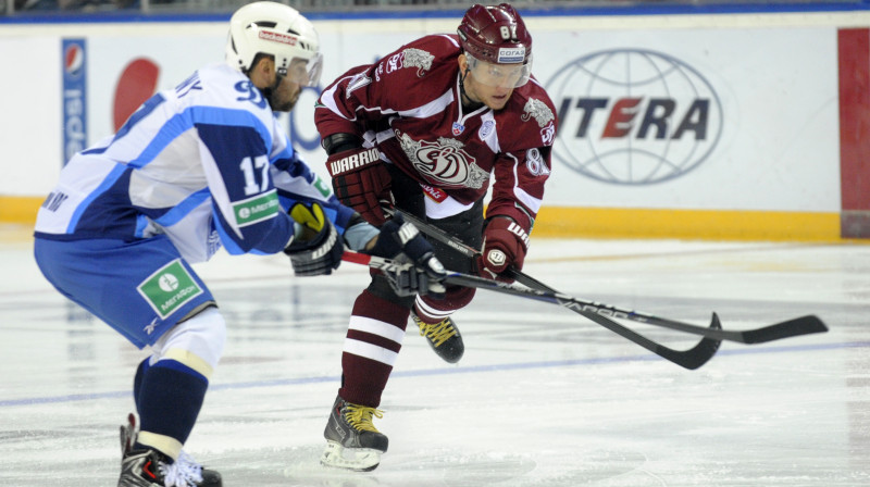 Marcels Hosa pret "Barys"
Foto: Romāns Kokšarovs, Sporta Avīze, F64