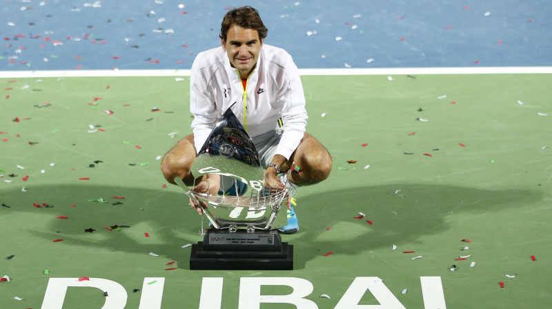 Rodžers Federers ar septīto Dubaijas čempiona trofeju
Foto: Reuters/Scanpix