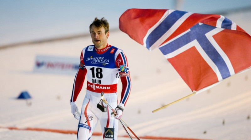 Peters Nortugs pēc finiša pasaules čempionātā Falunā sprinta finālā, izcīnot savu pirmo čempiona titulu sprintā. Foto: Grøtt, Vegard Wivestad/NTB scanpix