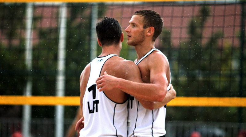 Edgars Točs un Rihards Finsters
Foto: FIVB