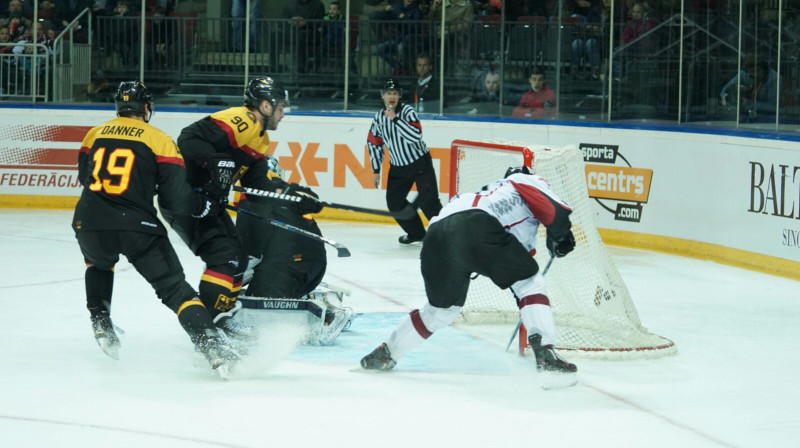 Gunārs Skvorcovs guva pirmos vārtus Latvijas izlases rindās.
Foto: Jeļena Ļevšina