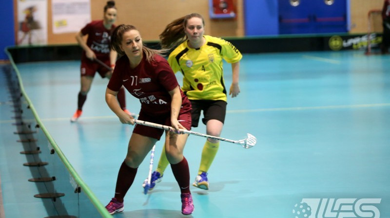 Diāna Isjomina spēlē pret Ukrainu
Foto: Floorball.lv